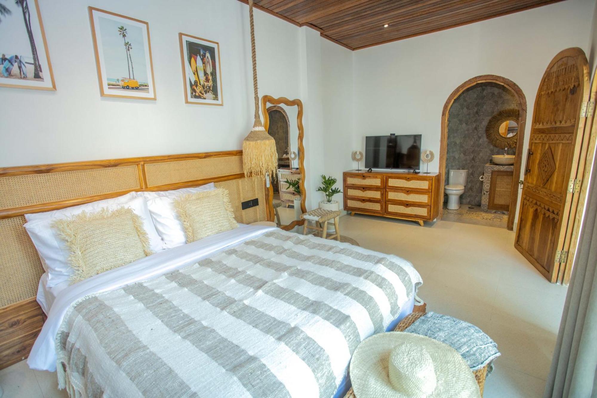 Good Day Villas Lembongan Nusa Lembongan Exteriör bild